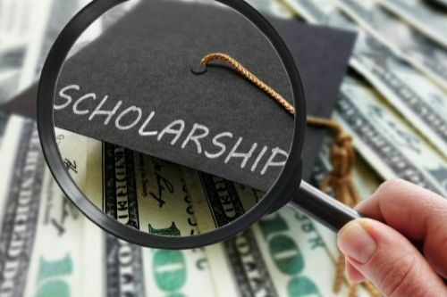 Scholarships in the Czech Republic | Top 7 scholarships to apply for! Scholarships in the Czech Republic | Top 7 scholarships to apply for!
