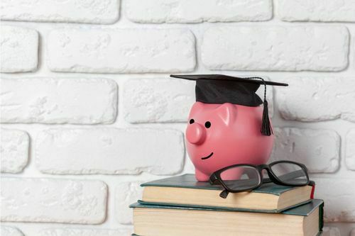 Group service scholarships: all you could know